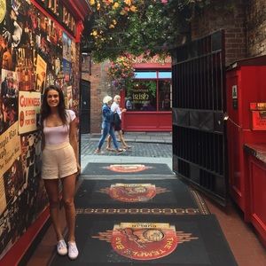 Meet your Posher, Brianna